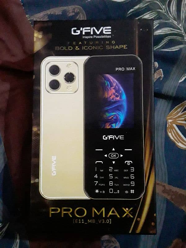 GFIVE PRO MAX keypad phone 2