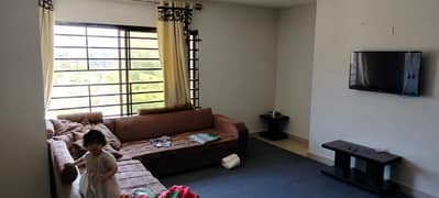 Beautiful Corner Flat Full Furnished Park Face