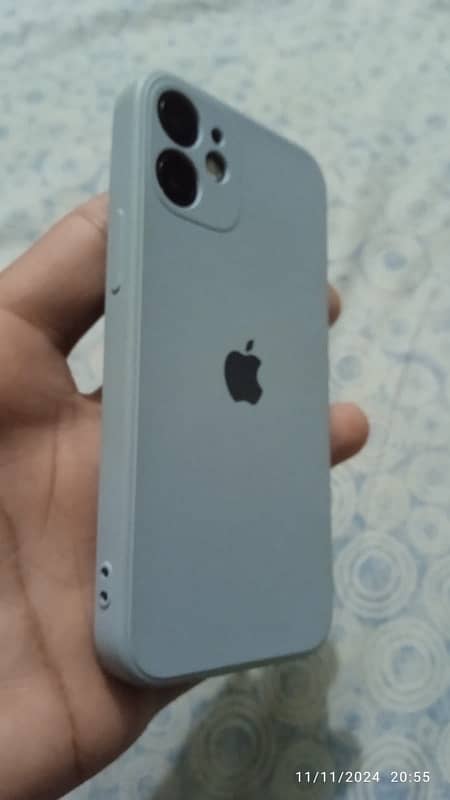 Iphone 12 mini 4