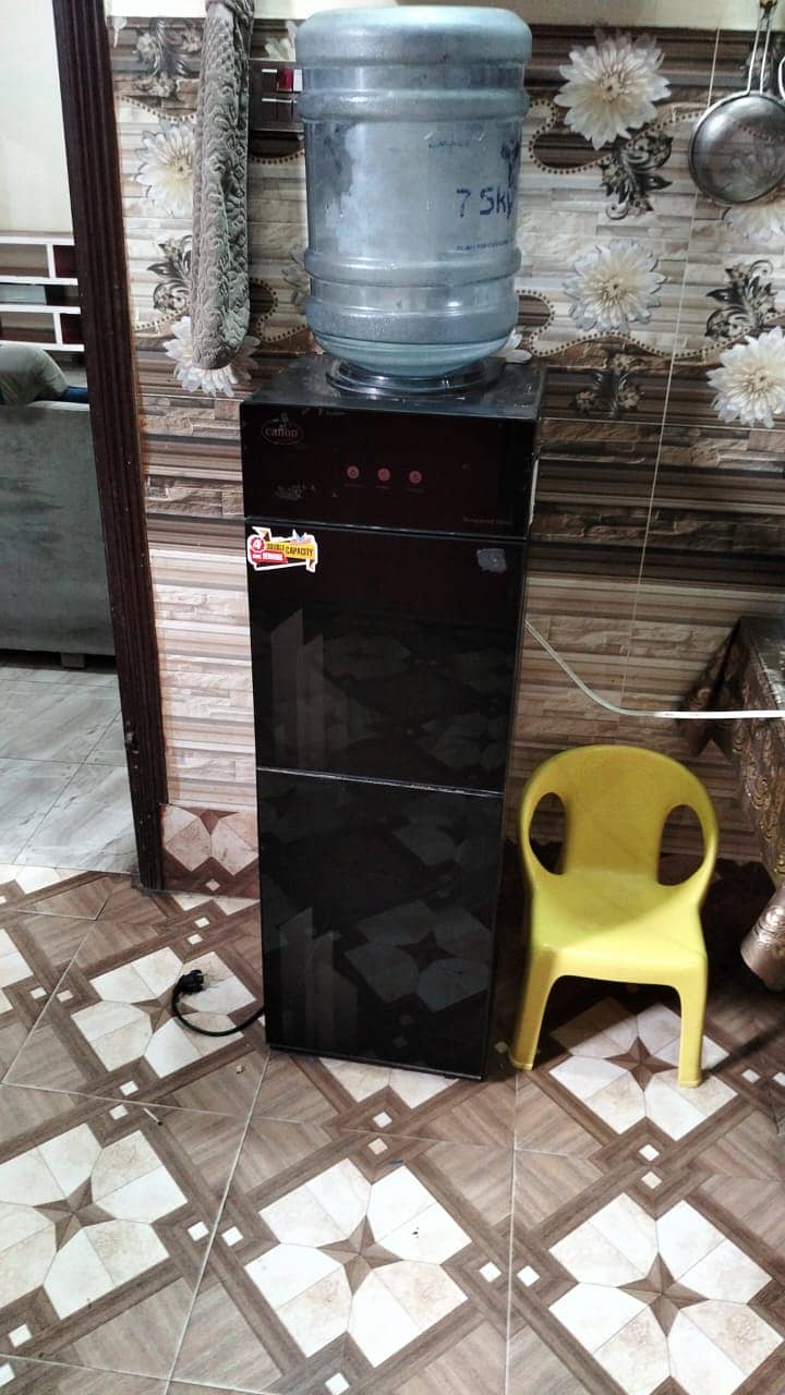 Water Dispenser with Refrigrator for sale 1