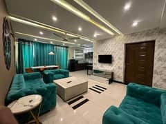 Furnish luxury Aparment per day weekly available for rent behria town lahore