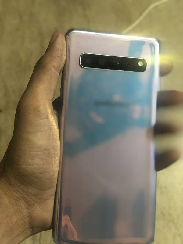 Samsung s10 plus 8/256 urgent 9