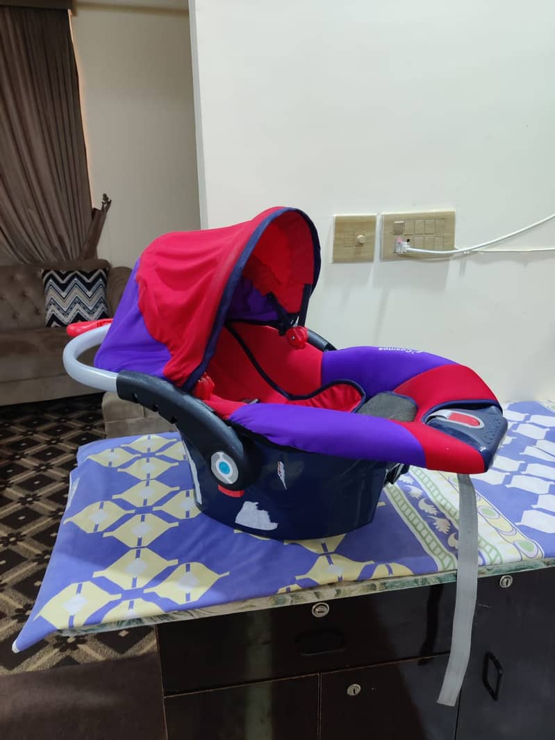 Baby Cot / Kids Cot / Baby Bed / Kids Pram / Baby Sofa for sale 9