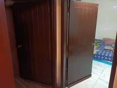 DOORS OF 2 ROOMS FOR SALE RED OAK PASTING Rs. 3000 per door