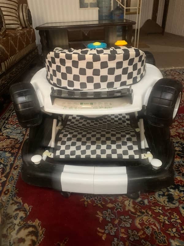 TINNIES BABY WALKER W / ROCKING BLACK 1