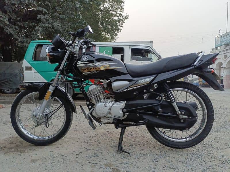 Yamaha YB 125Z 2021 Model 0