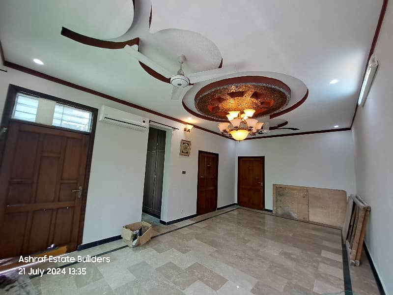 8.4 Marla Stylish Double Storey House Sector Vip Proper Closed To Sector 01 30