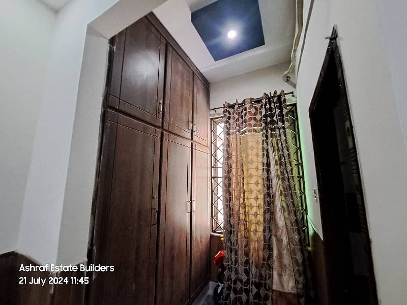 8.4 Marla Stylish Double Storey House Sector Vip Proper Closed To Sector 01 32