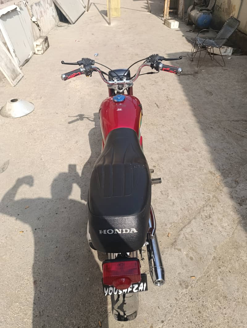 Honda CD 70 2021 3