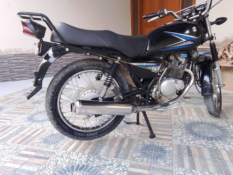 Suzuki 150 excellent condition 4