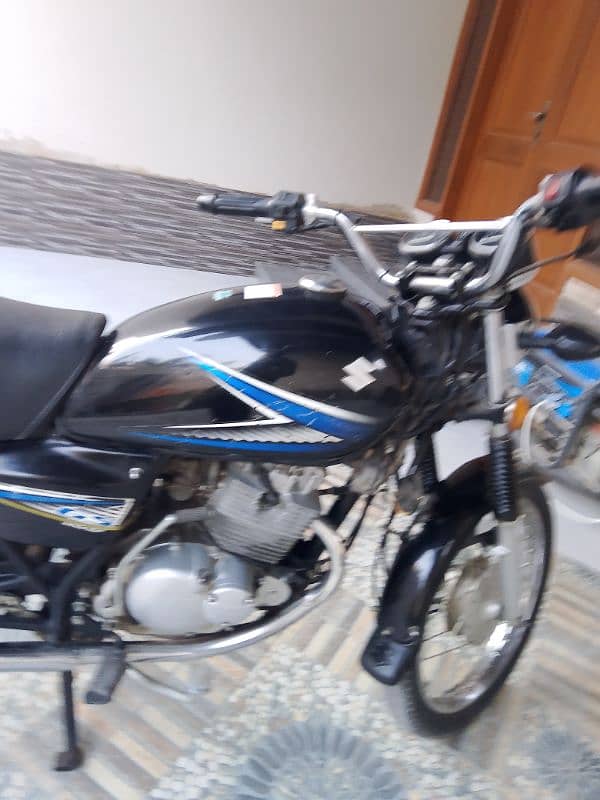 Suzuki 150 excellent condition 5