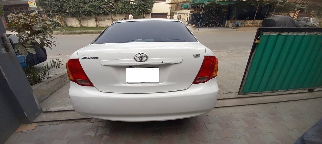 Toyota Corolla Axio X 1.5 2007 9