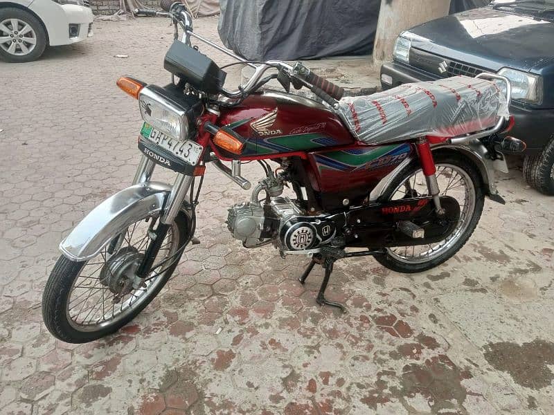 Honda 70 Model 2018 Panjab Number 11