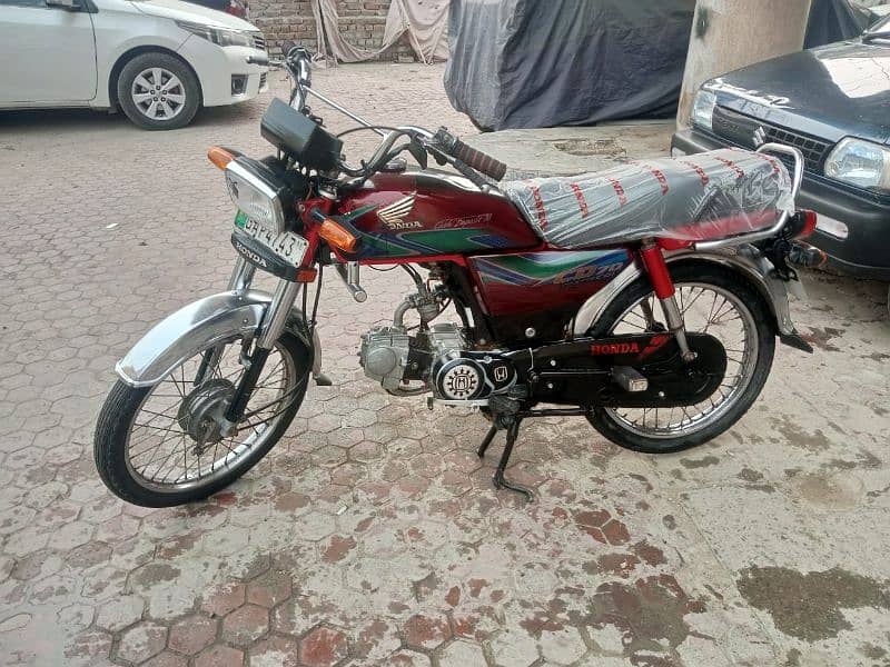 Honda 70 Model 2018 Panjab Number 19