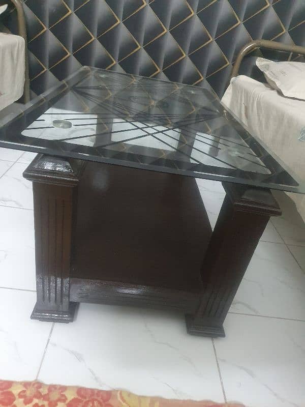 Table Glass 1