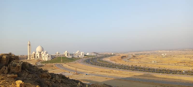 Bahria Hills Plots FOR SALE. Facing Jinnah Avenue and 2km from Main Entrance of BTK Heighted Location 19