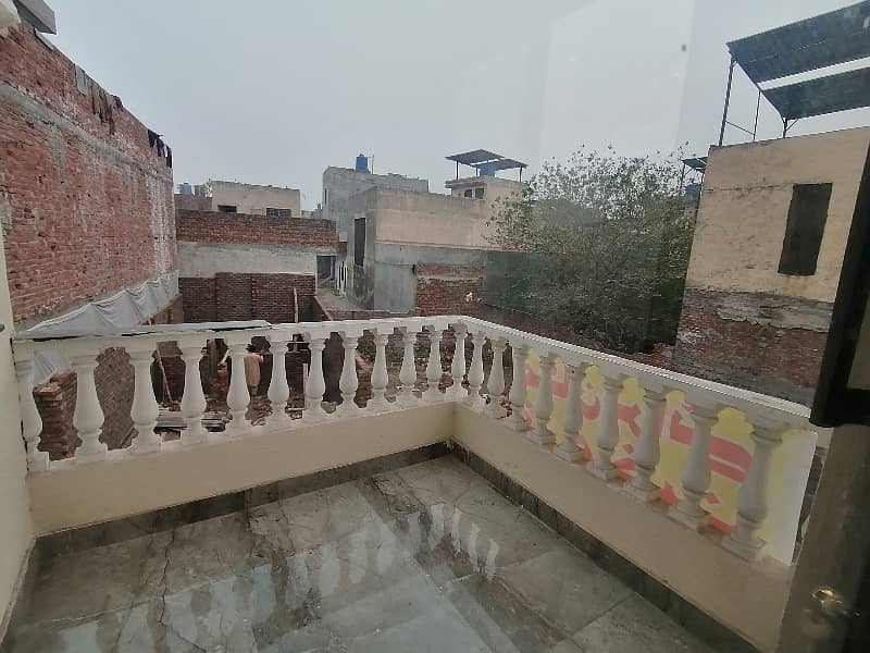 Ideal Prime Location House Is Available For sale In Lahore 15