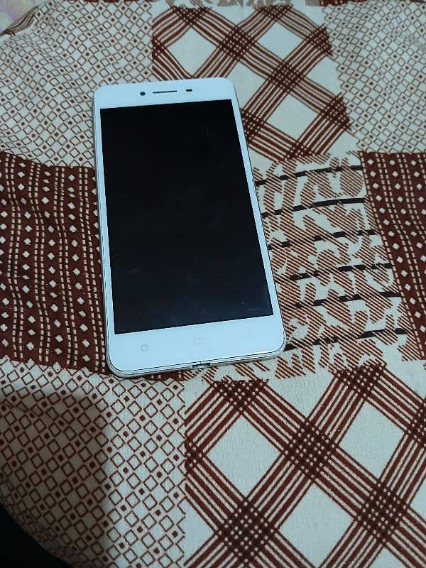 Oppo A37 3