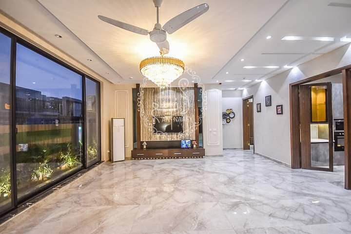 10 MARLA FUL BASEMENT CORNER MODER DESIGN HOUSE FOR RENT IN DHA PHASE 6 GOOD LOCATION 30