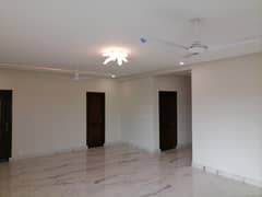 Flat In Askari 11 - Sector D Sized 10 Marla Is Available