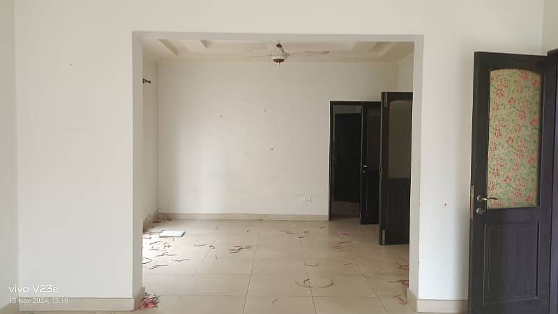 1 Kanal Lower Portion 2 Bed Attach Bath Drawing Small and Big Kitchen Dinning Store Servant Dha Phase 3 5