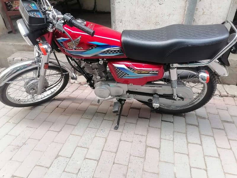 New honda CG125 0