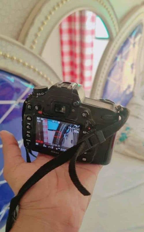 Nikon D 7000 2