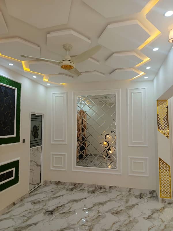 Double story beautiful laxaury house for sale in diamond city Phase 2 14