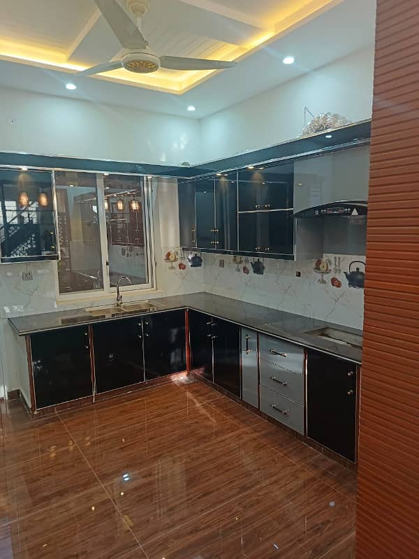 Double story beautiful laxaury house for sale in diamond city Phase 2 15