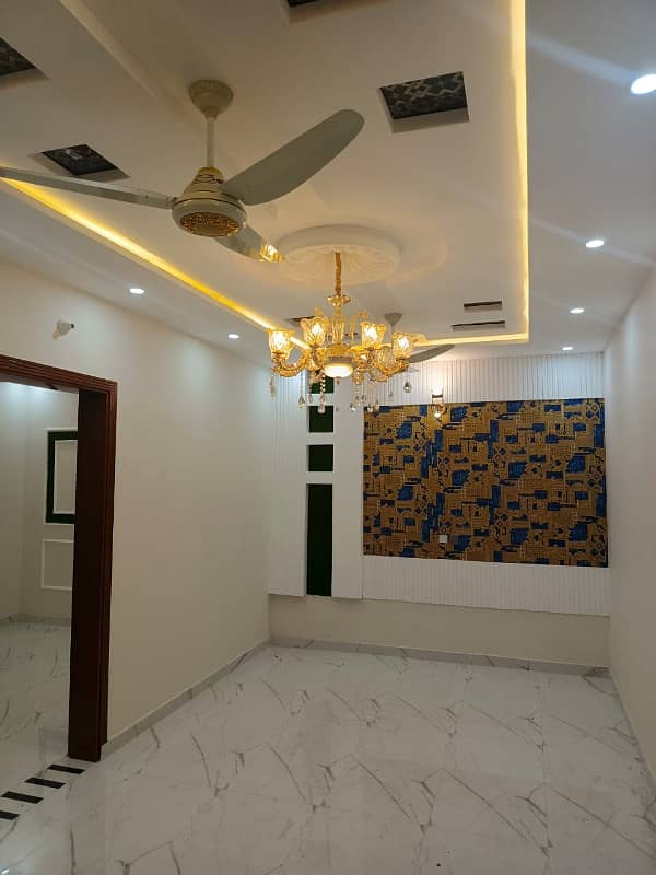 Double story beautiful laxaury house for sale in diamond city Phase 2 20