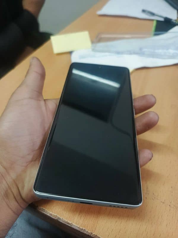 VIVO V40 5G 6