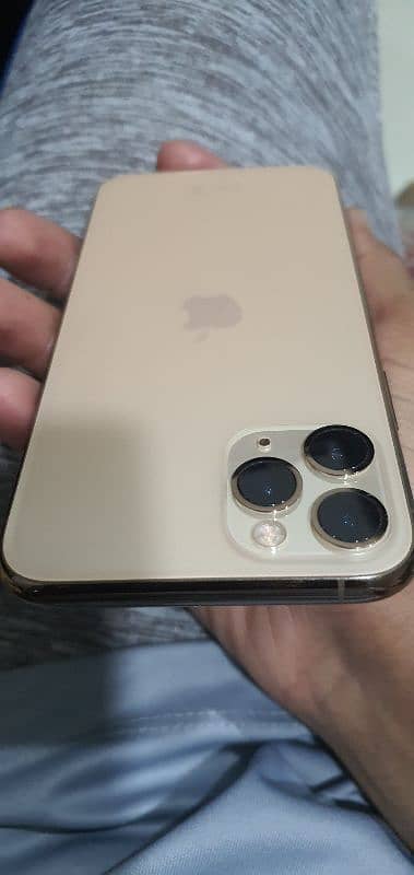 iphone 11 pro 3