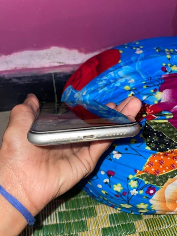 iPhone 11 pta 7