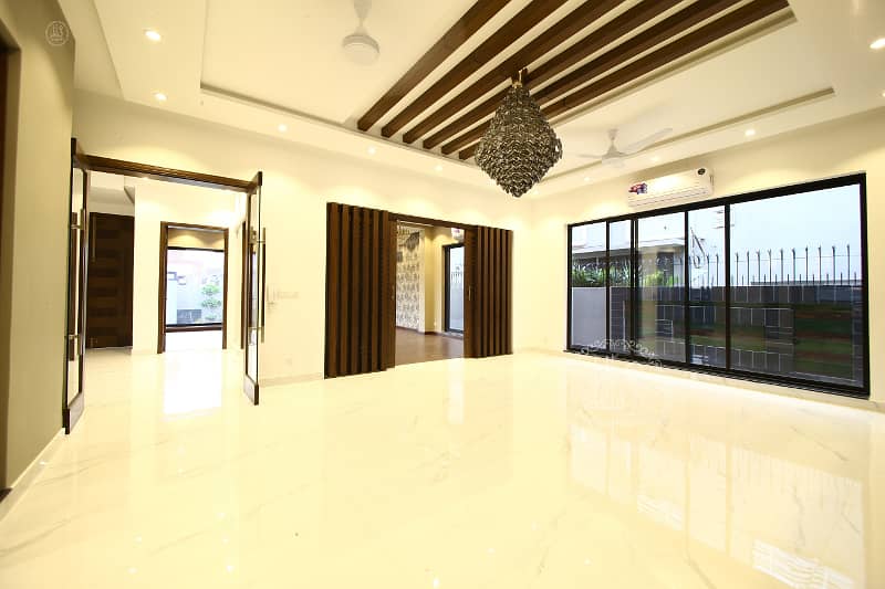 01 KANAL FUL BASEMENT CINEMA BEAUTIFULL MODERN DESIGN HOUSE FOR RENT IN DHA PHASE 5 GOOOD LOCATION 6