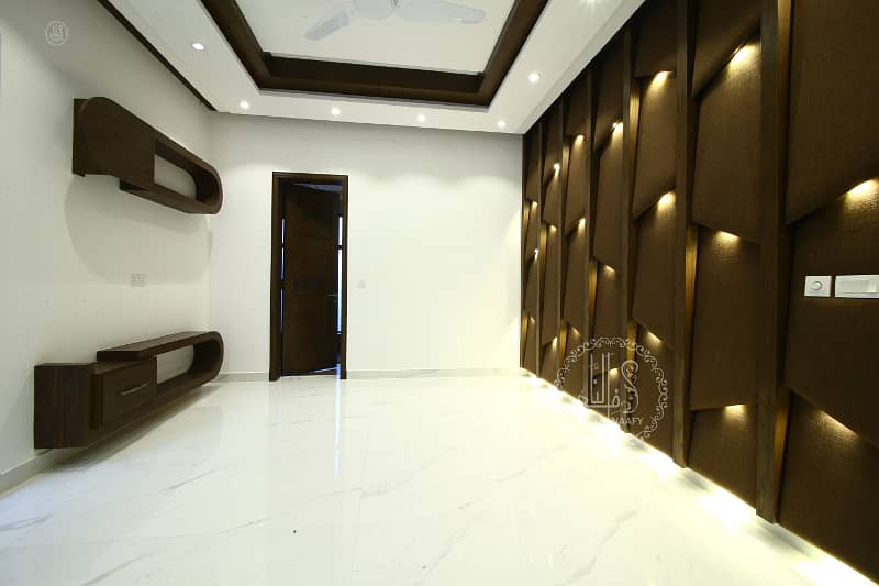 01 KANAL FUL BASEMENT CINEMA BEAUTIFULL MODERN DESIGN HOUSE FOR RENT IN DHA PHASE 5 GOOOD LOCATION 15