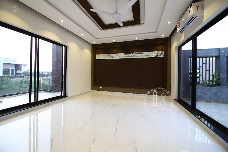 01 KANAL FUL BASEMENT CINEMA BEAUTIFULL MODERN DESIGN HOUSE FOR RENT IN DHA PHASE 5 GOOOD LOCATION 26