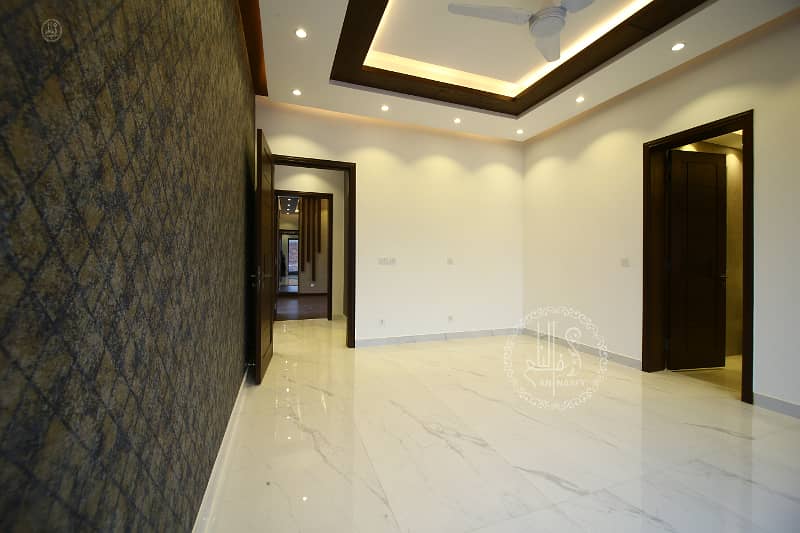 01 KANAL FUL BASEMENT CINEMA BEAUTIFULL MODERN DESIGN HOUSE FOR RENT IN DHA PHASE 5 GOOOD LOCATION 34