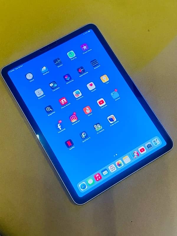 Apple iPad Air 4th generation 1