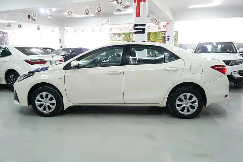 Toyota Corolla XLI 2018 4