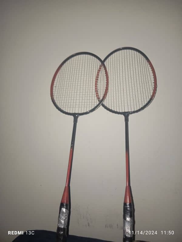 Badminton Racket forsale very nice quality guaranteed 2