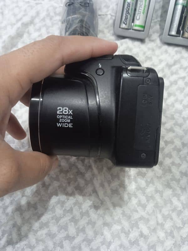 Nikon COOLPIX L340 20.2 MP Digital Camera Black 2