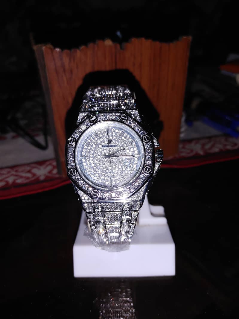 AP STYLE FULLY ICED WATCH SILVER 1