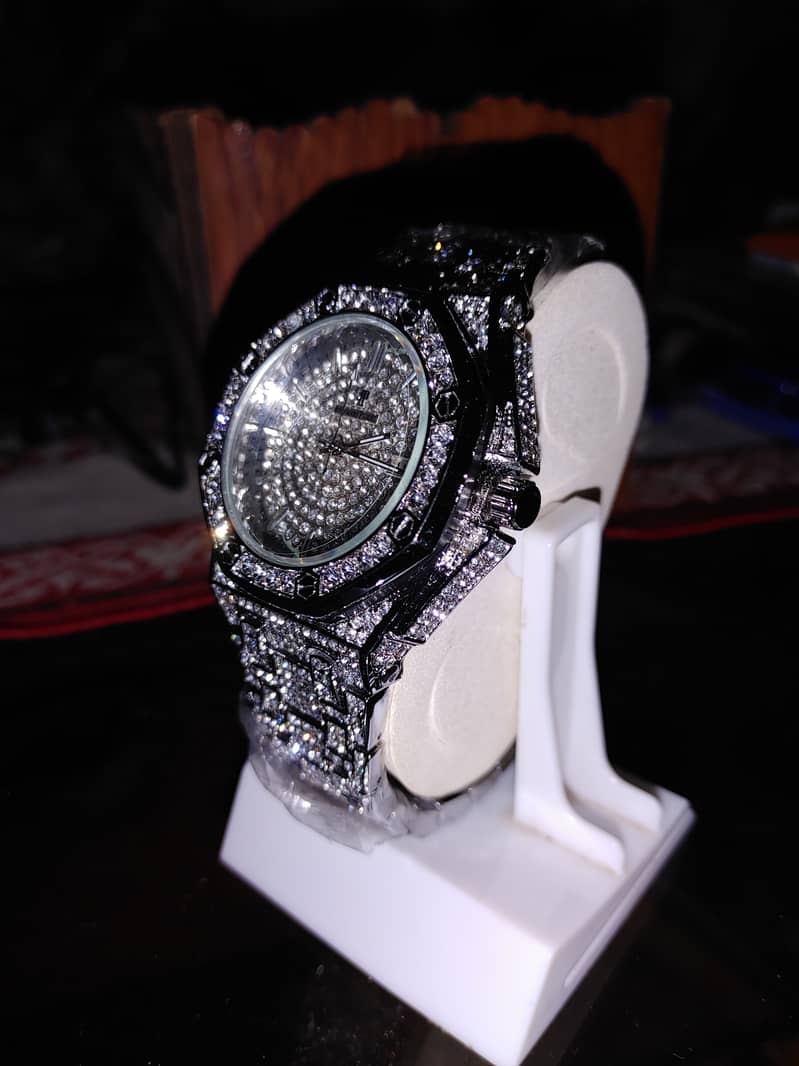 AP STYLE FULLY ICED WATCH SILVER 8