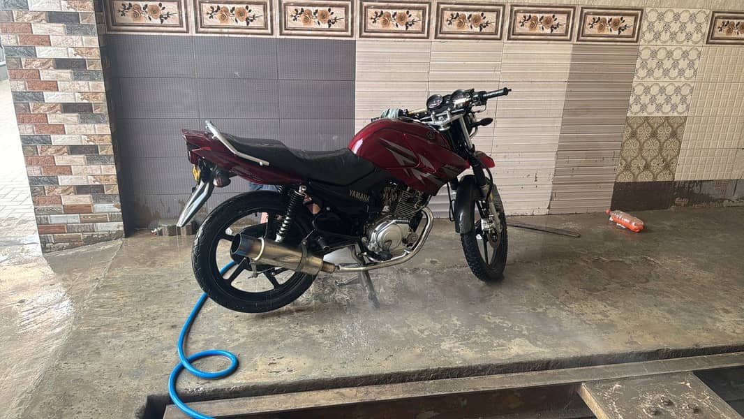 YAMAHA YBR 125-G (2017) MODEL 0