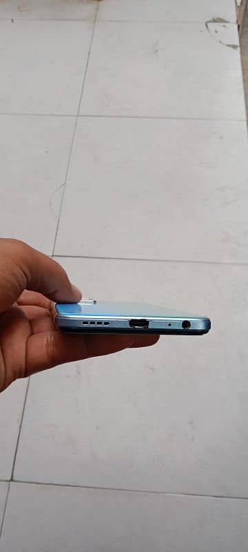 VIVO Y33S 8+ 4 GB 128 GB 10 BY 9 1