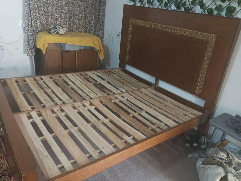 Bed wooden Good Quality for sale 2