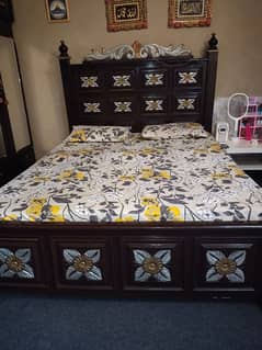 Low Budget Bedroom Set Complete (Shewa/Sheesham wood)