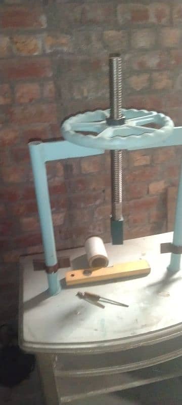 hand press machine 0