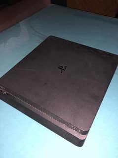 PS4 500gb including games/controllers