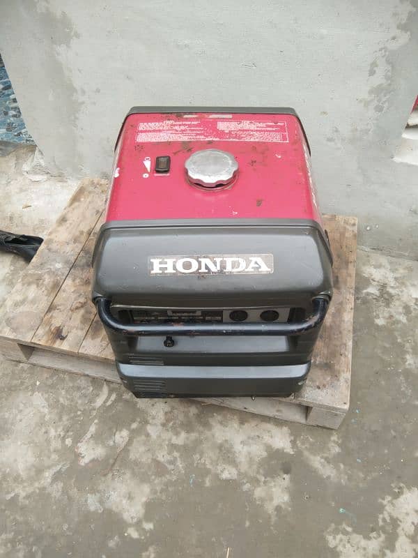 HONDA GENERATOR 3KV MINT CONDITION / FOR / SALE 3